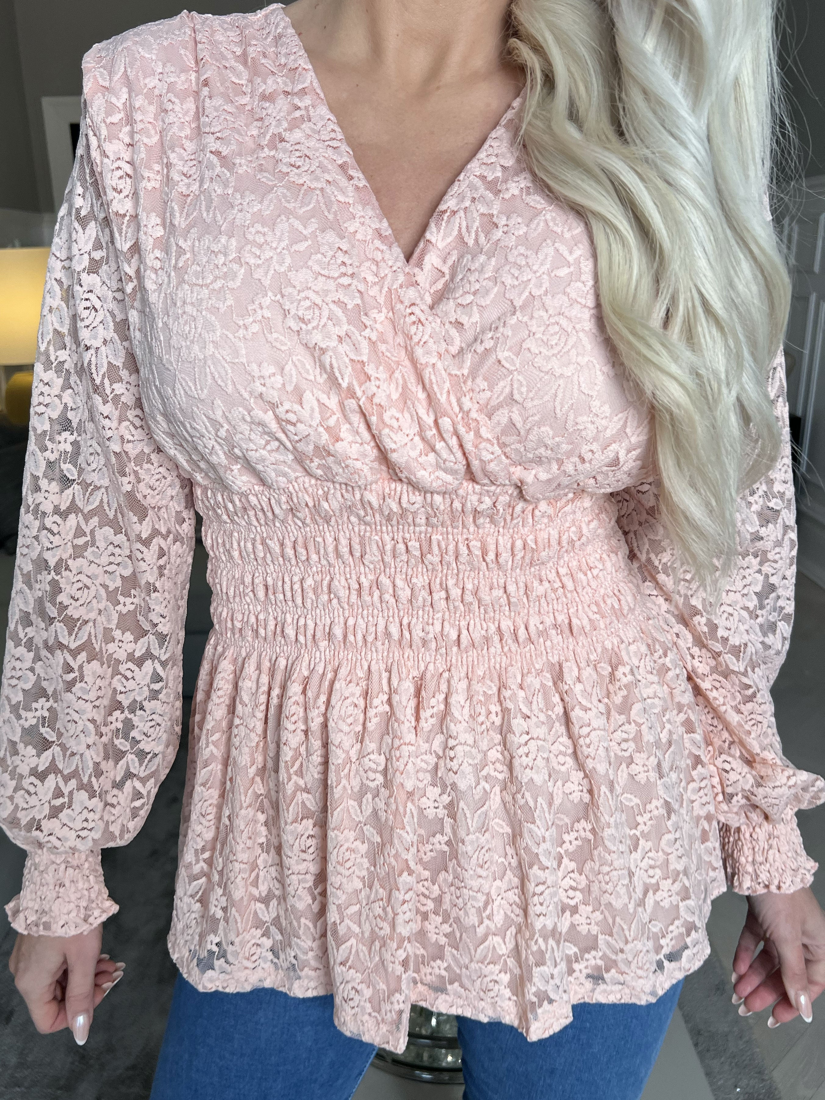 Pams Lace Shirt L/S - Blus med elastisk spets och lång ärm